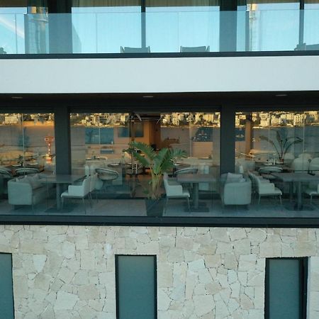 Yacht Premium Hotel ซารานเดอ ภายนอก รูปภาพ