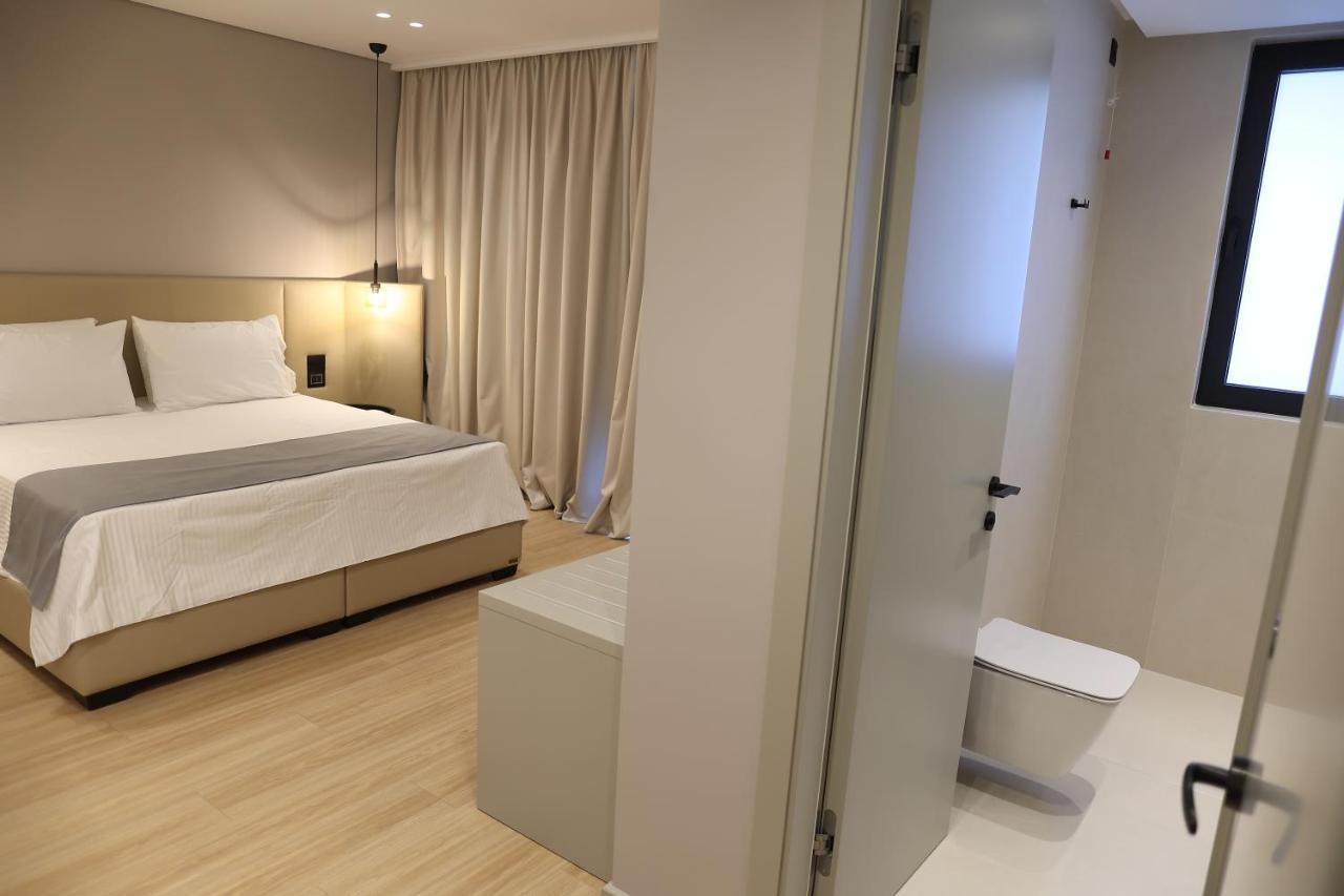 Yacht Premium Hotel ซารานเดอ ภายนอก รูปภาพ
