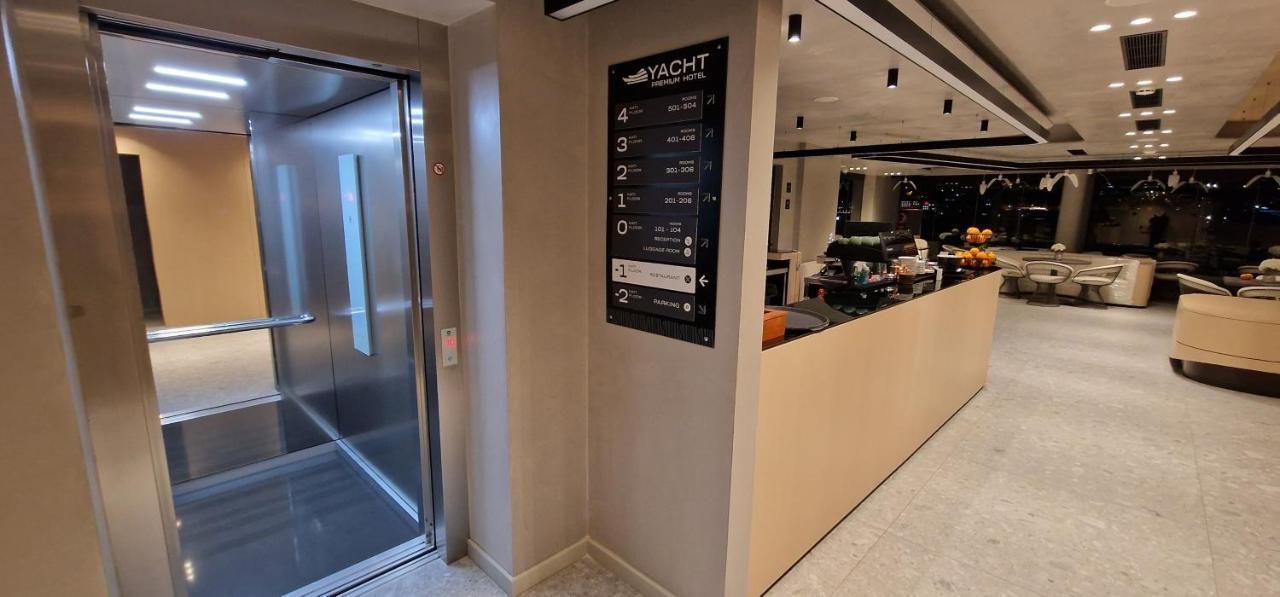 Yacht Premium Hotel ซารานเดอ ภายนอก รูปภาพ
