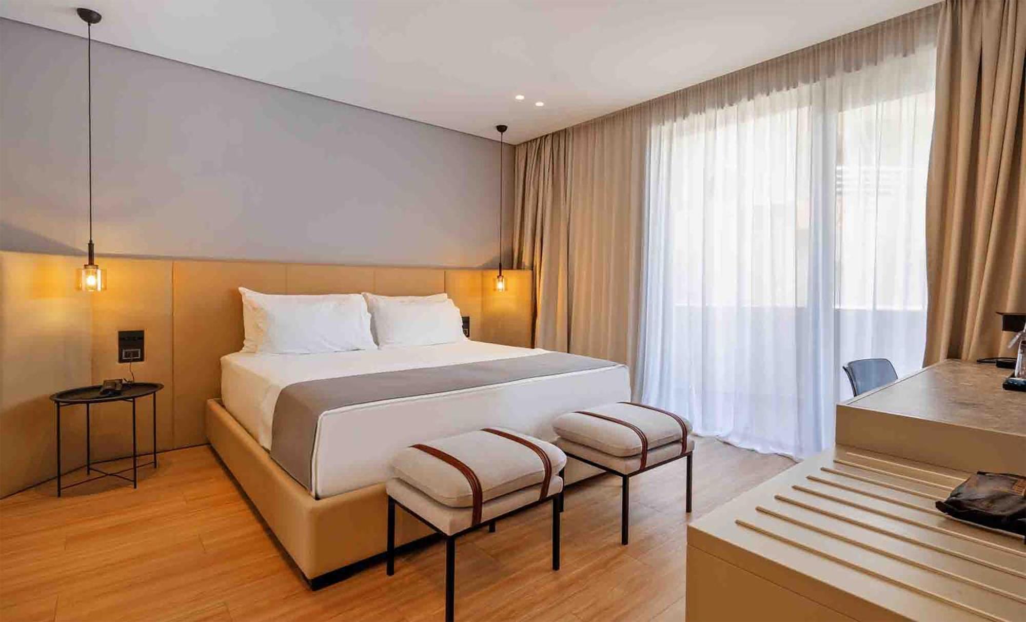 Yacht Premium Hotel ซารานเดอ ภายนอก รูปภาพ