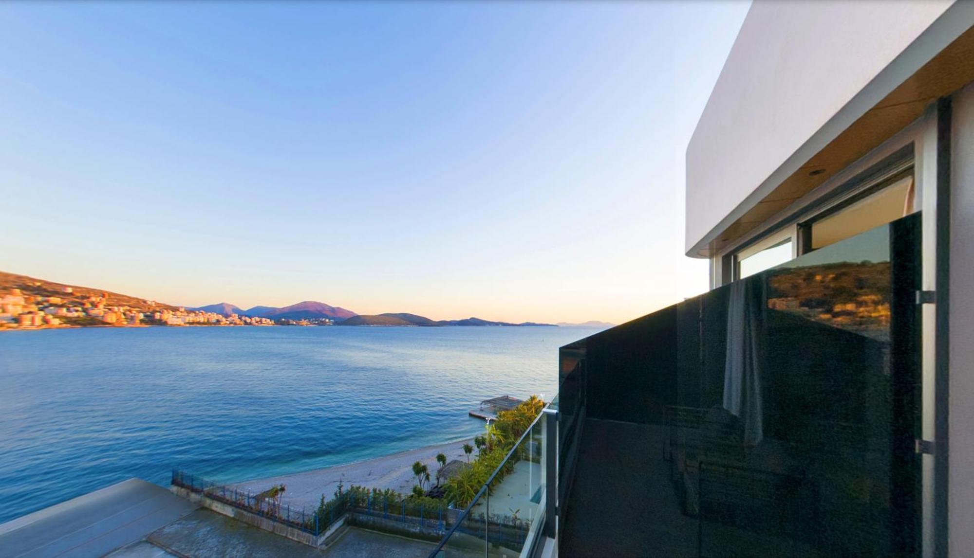Yacht Premium Hotel ซารานเดอ ภายนอก รูปภาพ